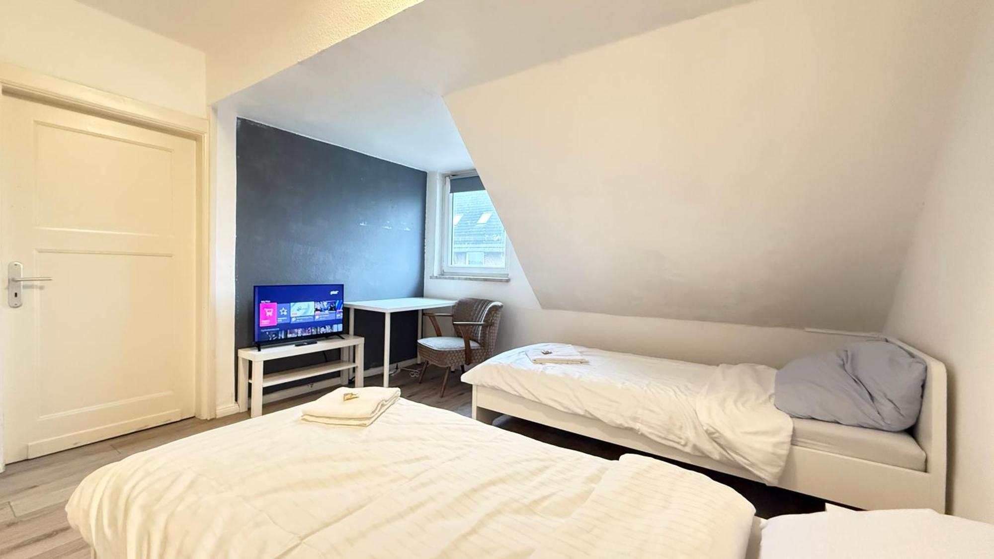 Apartments Im Herzen Von Neumuenster Innenstadt & Hbf Fusslaeufig, Mit Privatparkplatz Zewnętrze zdjęcie