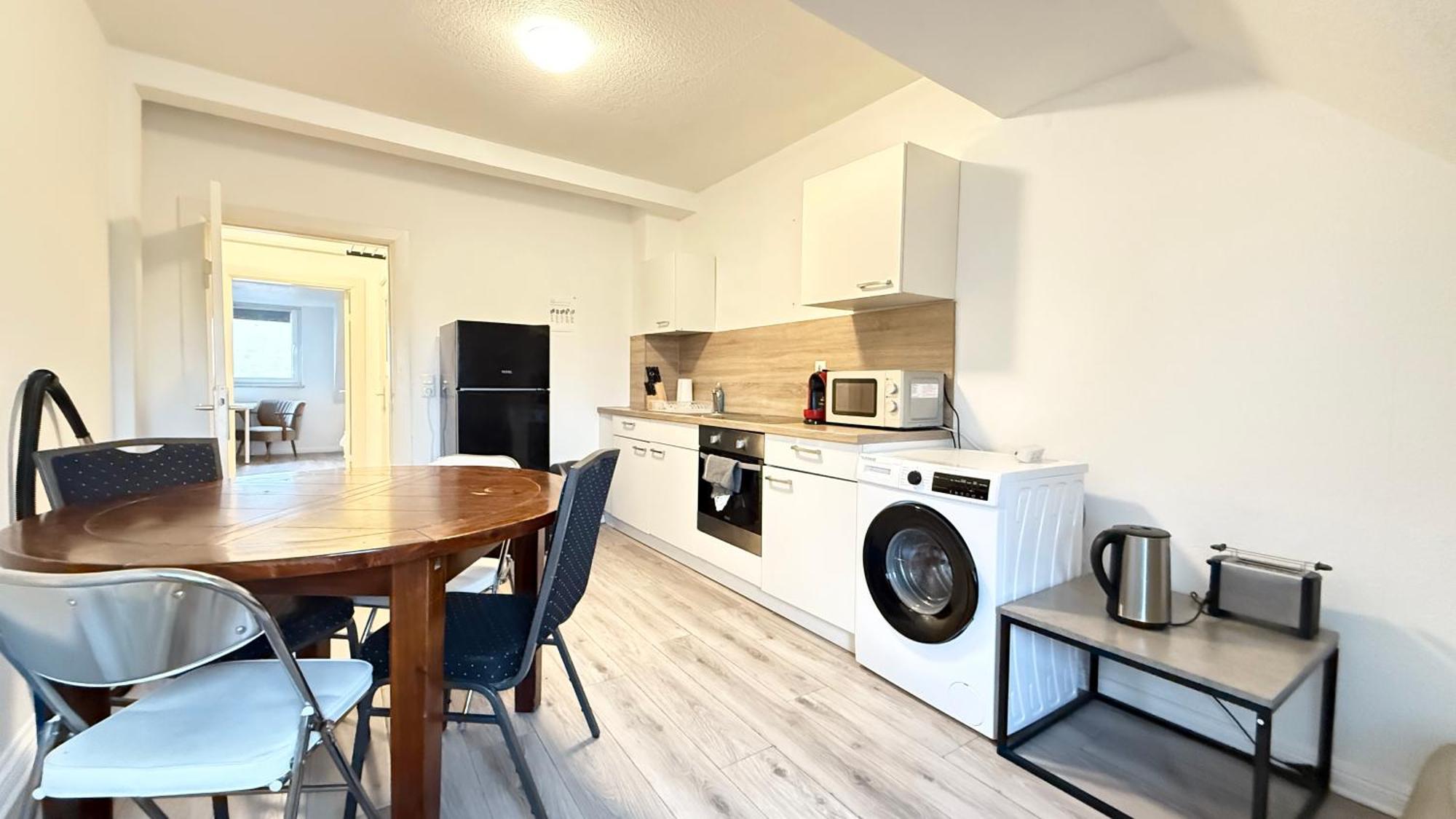 Apartments Im Herzen Von Neumuenster Innenstadt & Hbf Fusslaeufig, Mit Privatparkplatz Zewnętrze zdjęcie