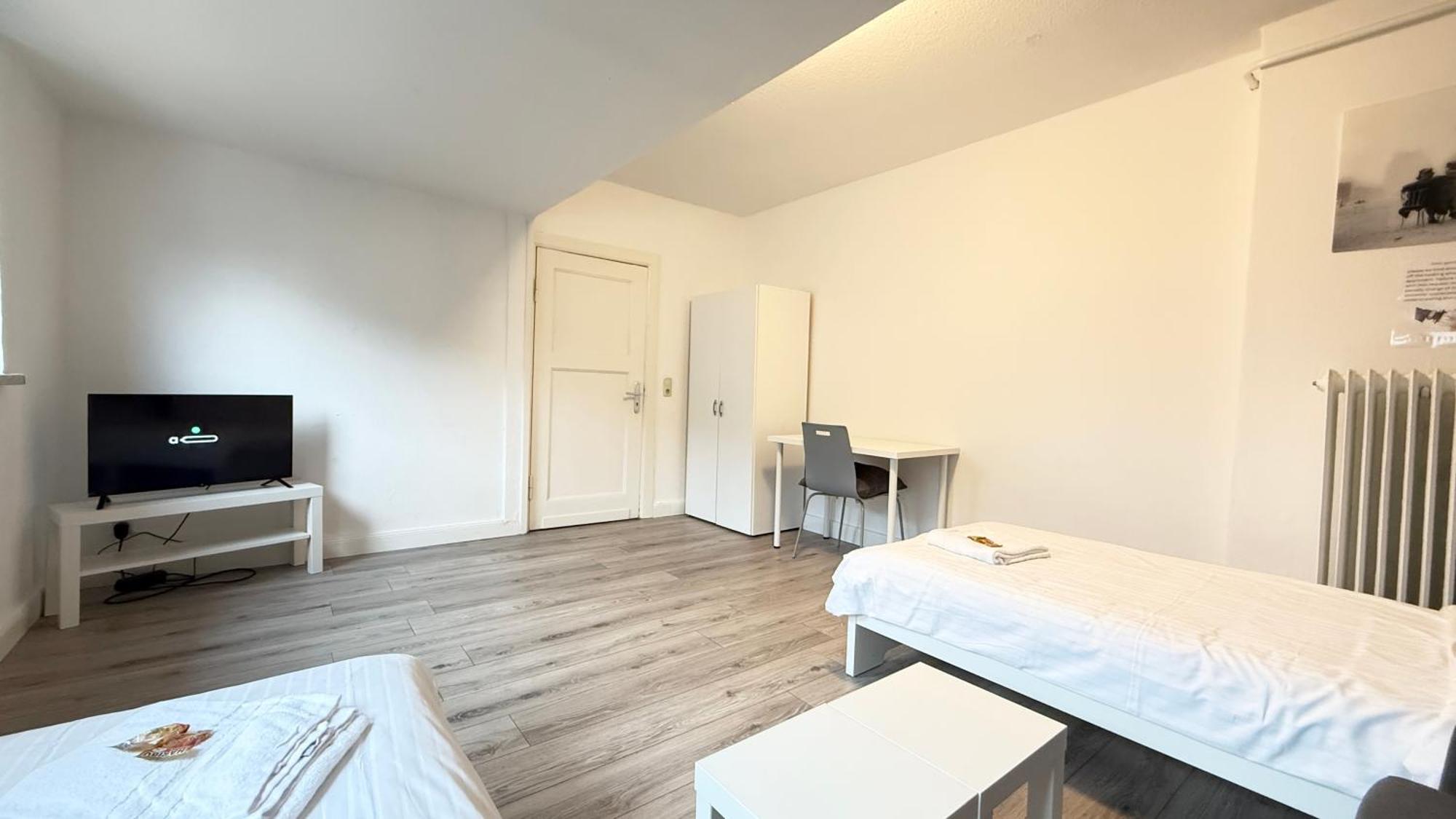 Apartments Im Herzen Von Neumuenster Innenstadt & Hbf Fusslaeufig, Mit Privatparkplatz Zewnętrze zdjęcie