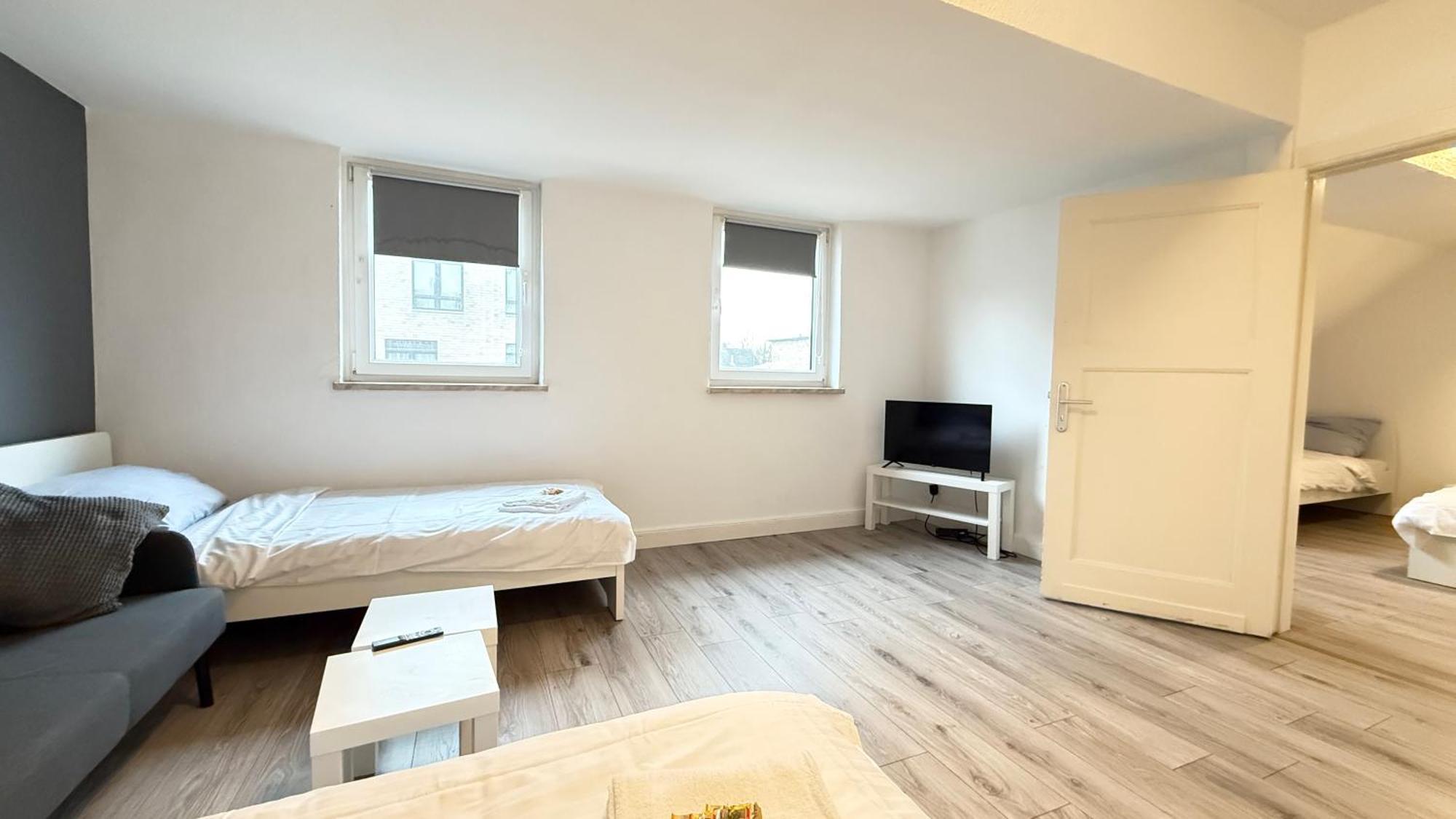 Apartments Im Herzen Von Neumuenster Innenstadt & Hbf Fusslaeufig, Mit Privatparkplatz Zewnętrze zdjęcie