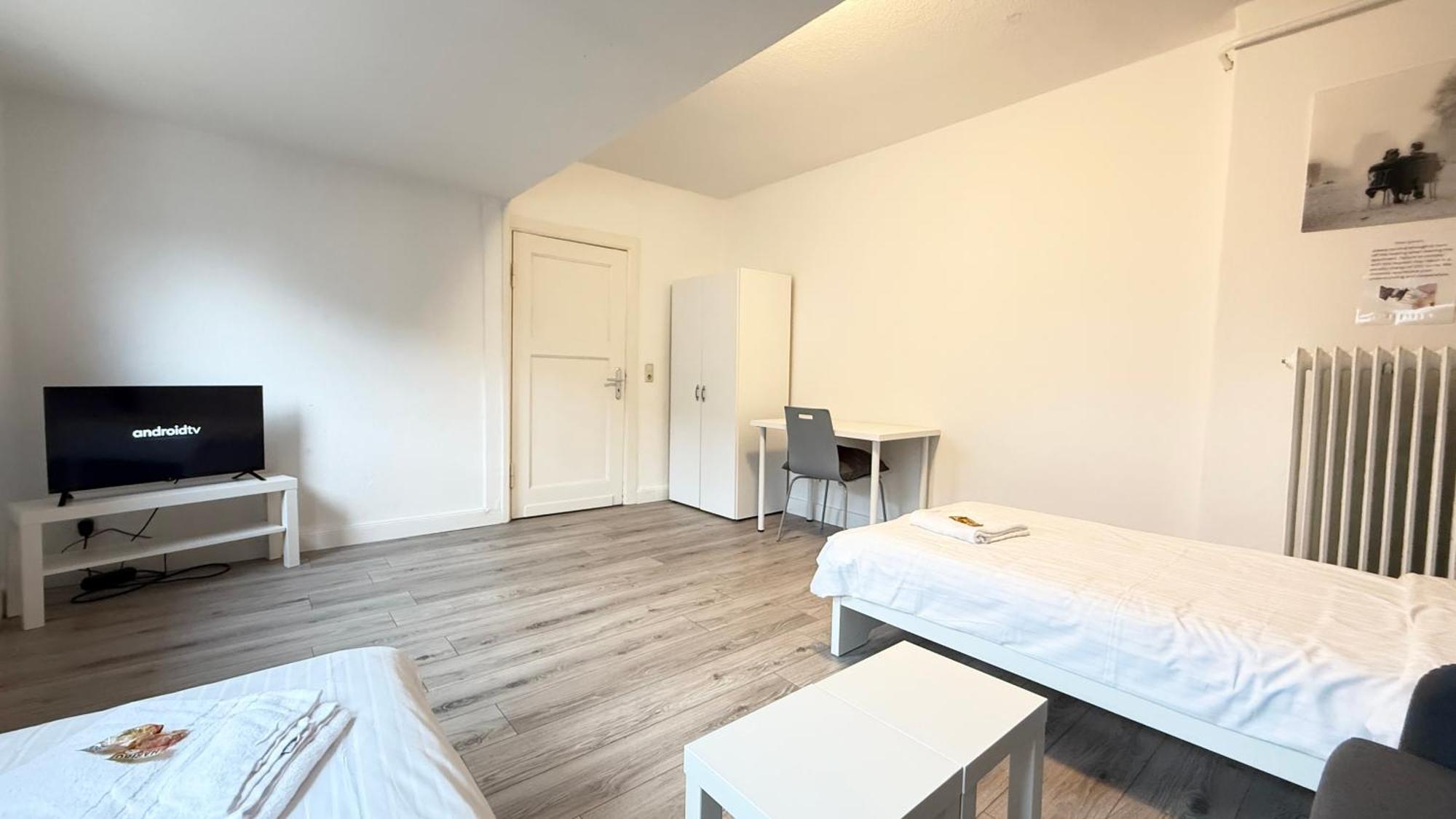 Apartments Im Herzen Von Neumuenster Innenstadt & Hbf Fusslaeufig, Mit Privatparkplatz Zewnętrze zdjęcie