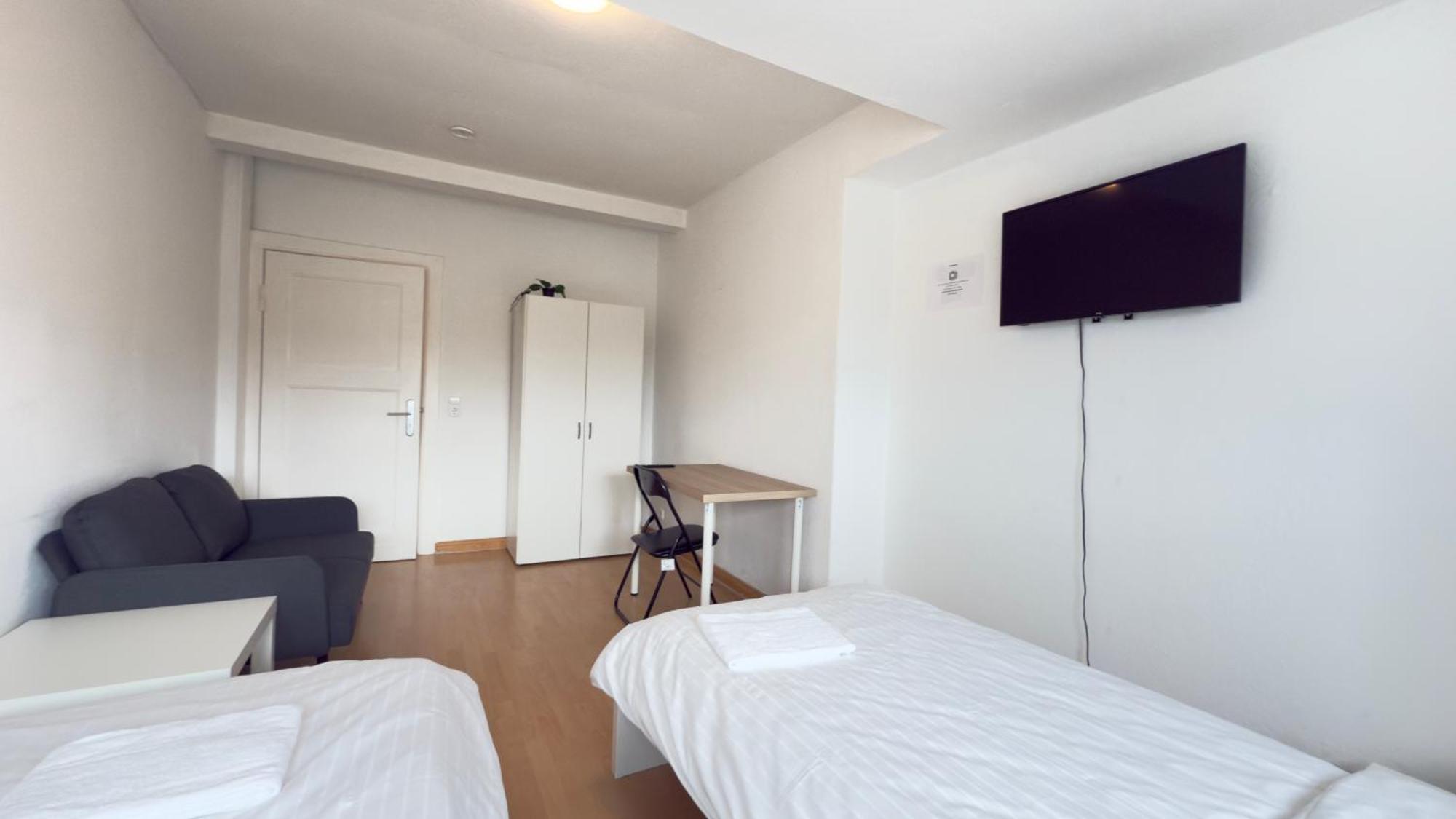 Apartments Im Herzen Von Neumuenster Innenstadt & Hbf Fusslaeufig, Mit Privatparkplatz Zewnętrze zdjęcie