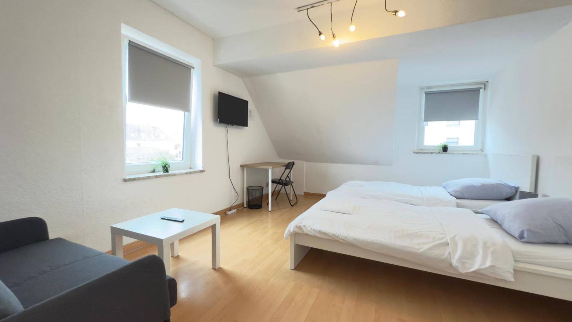 Apartments Im Herzen Von Neumuenster Innenstadt & Hbf Fusslaeufig, Mit Privatparkplatz Zewnętrze zdjęcie